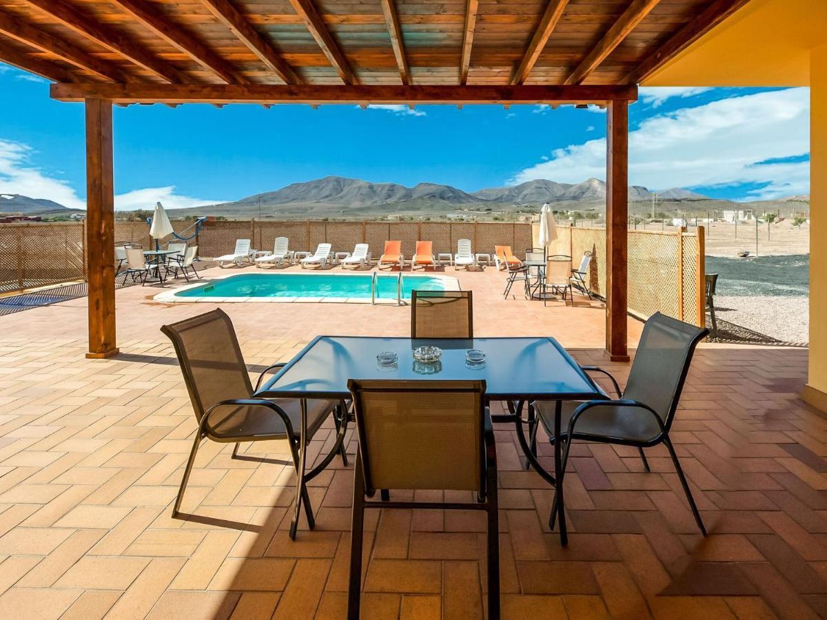 Belvilla By Oyo Chalet En Tuineje Para 6 Personas Ruang foto